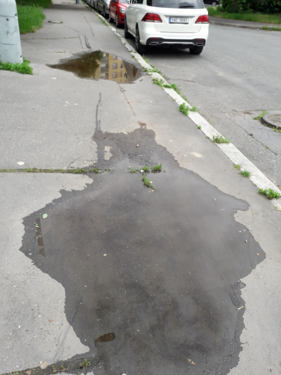 Tankodrom a brouzdaliště v ulici Donovalská