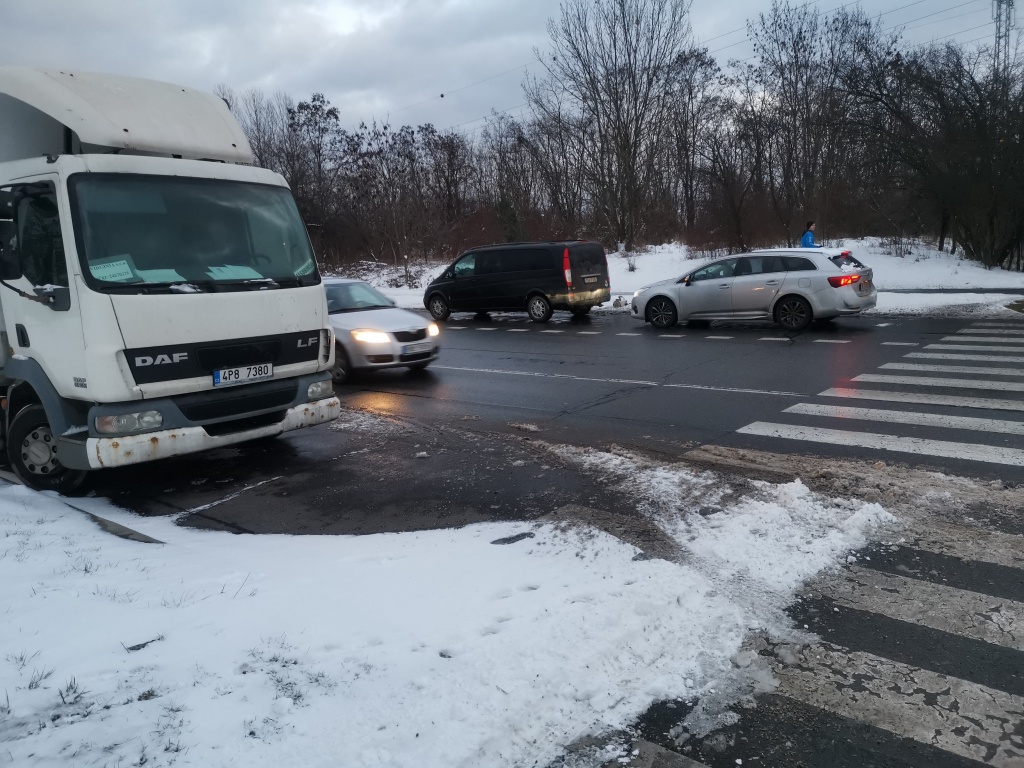 Nebezpečný přechod na Podbělohorské