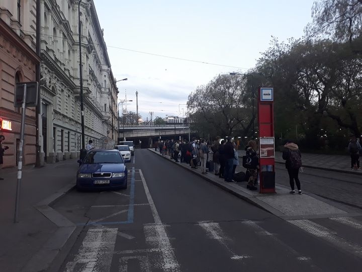 Zastaralé rozdělní prostoru a překonaný dopravní režim v Bolzanově 