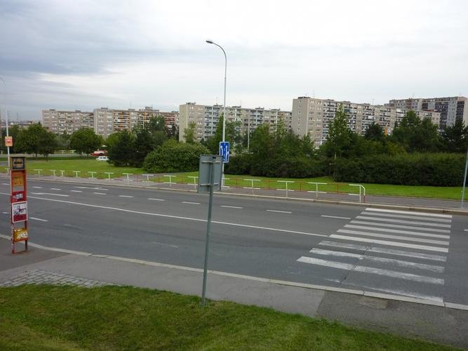 Přechod ulice Lešanská u ZŠ Jižní