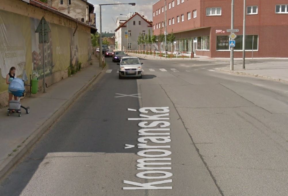 Velmi nebezpečný přechod na křižovatce Komořanská x K Vystrkovu