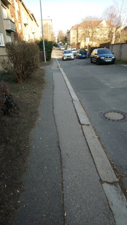 Chodnik Horousanska 