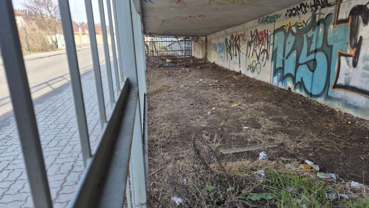 Špína a chybějící zámek