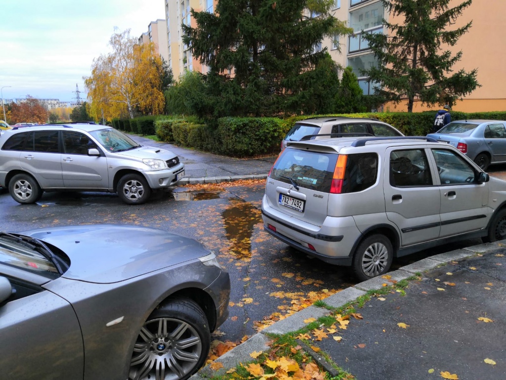 Chybějící přechod v Brodského ulici