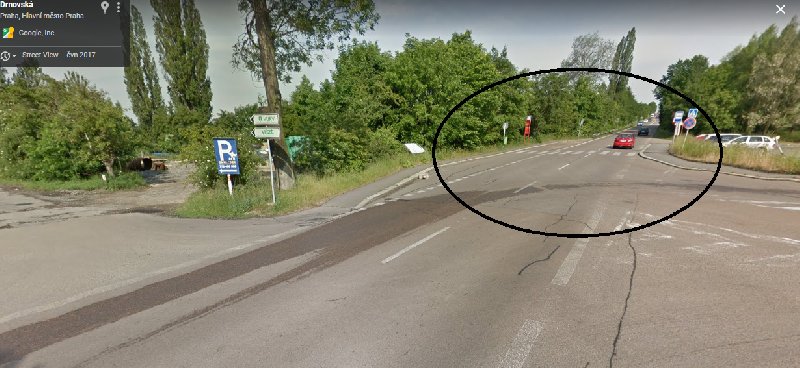 Osvětlení chodníků v ulici Drnovská