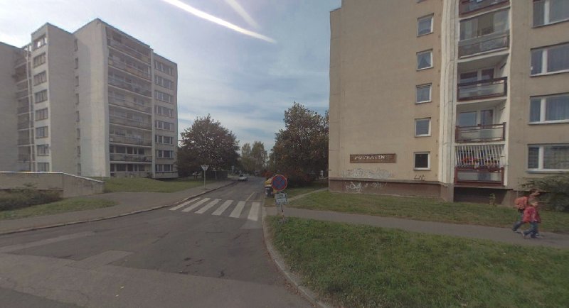 Chybějící značka (přechod pro chodce) Slevačská/Žárská/Kukelská
