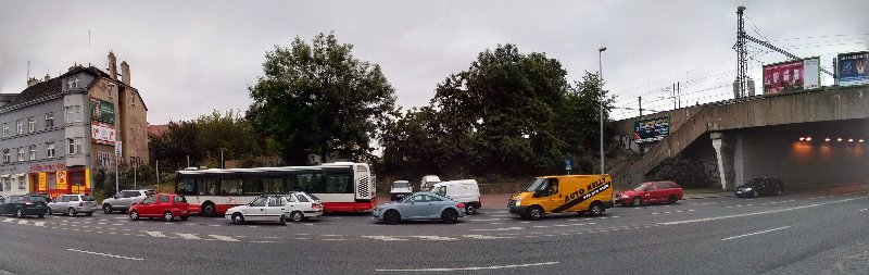 Přesunutí autobusové  zastávky Nádraží Libeň před křižovatku 